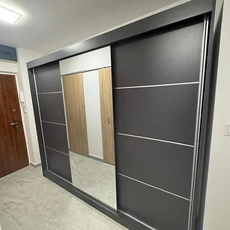 Zora Apartmán *